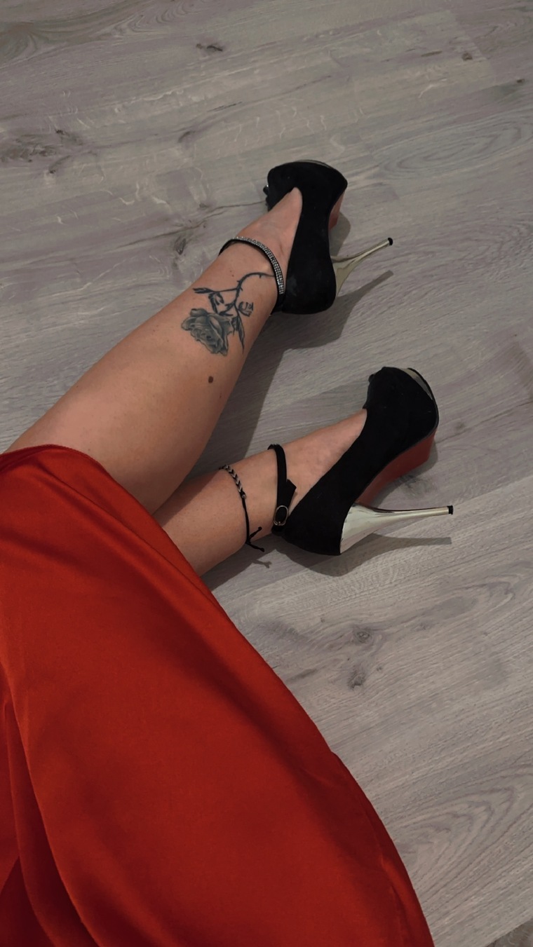 Lau_raa banner image