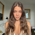 𝐿𝒶𝓊𝓇𝒶 🖤 avatar