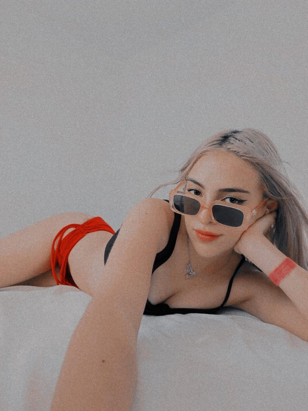 Laura banner image