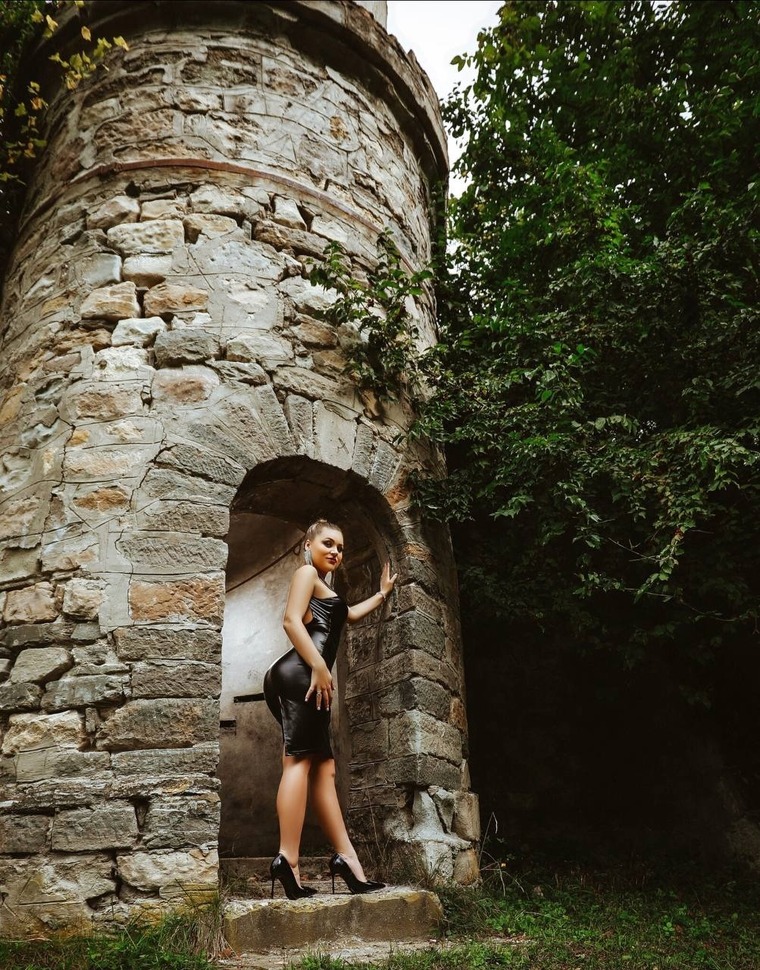 Lauren Fox banner image