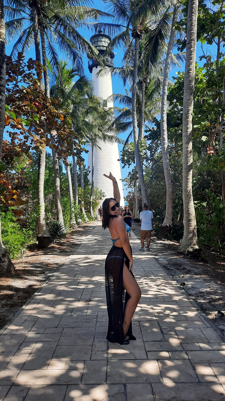 LauritaVI🍑💦 cover image