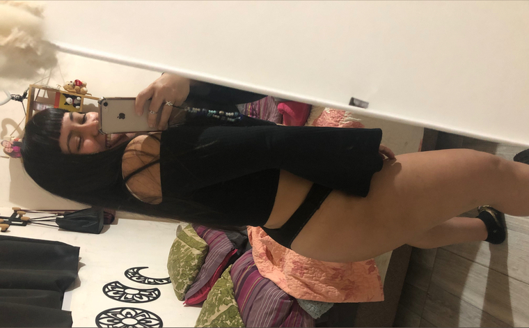 Layla π¦ banner image