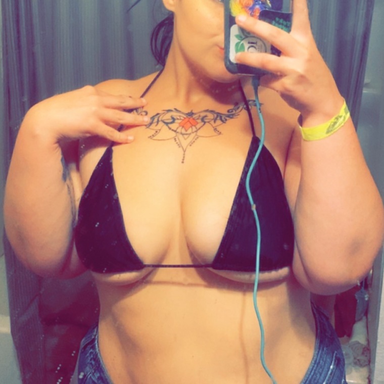 Layla Rae banner image