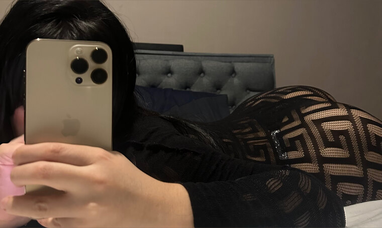 𝑳𝒂𝒚 cover image