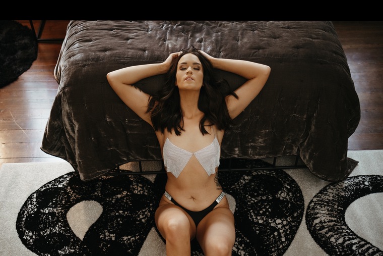 Leah Nicole cover image