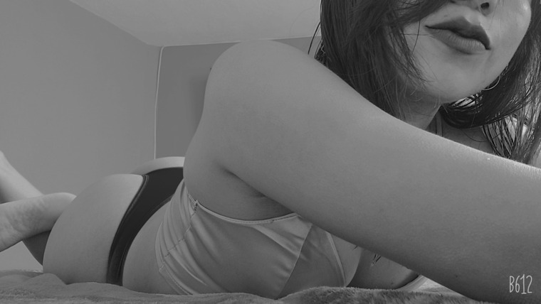 Leana Zambrano banner image