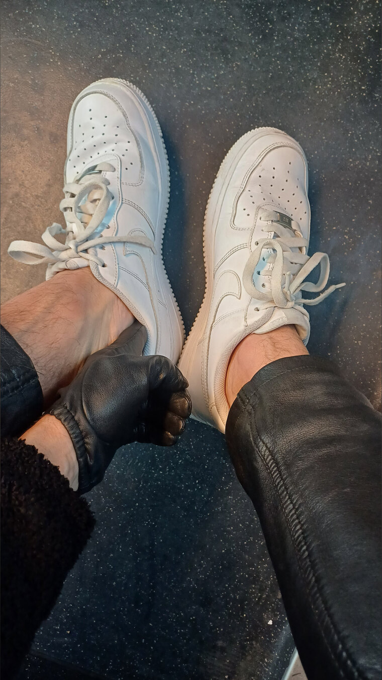 Socklessleatherlover banner image
