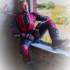 Leatherguy-1980 avatar