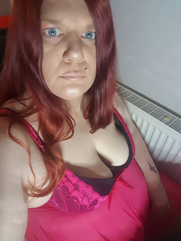 Bbwsexylew xx cover image