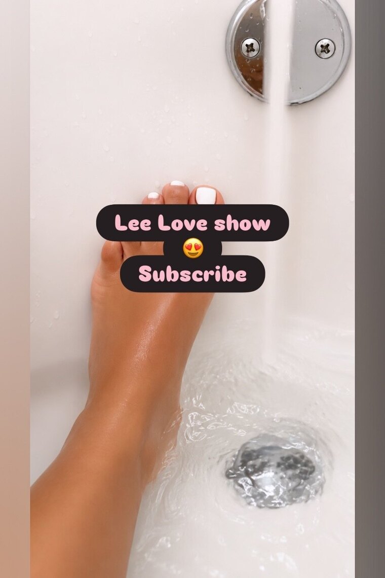 Lee Love Show cover image
