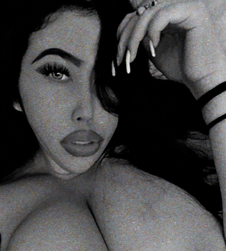 LeleExoticaa💋 cover image