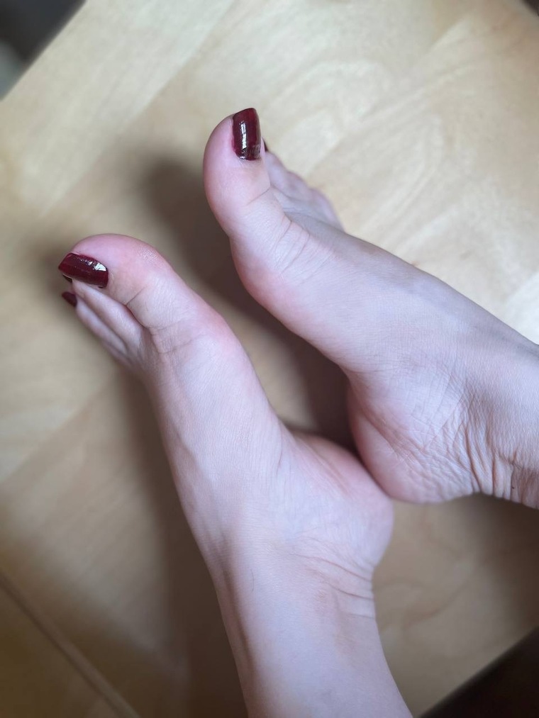 Feetlenita banner image