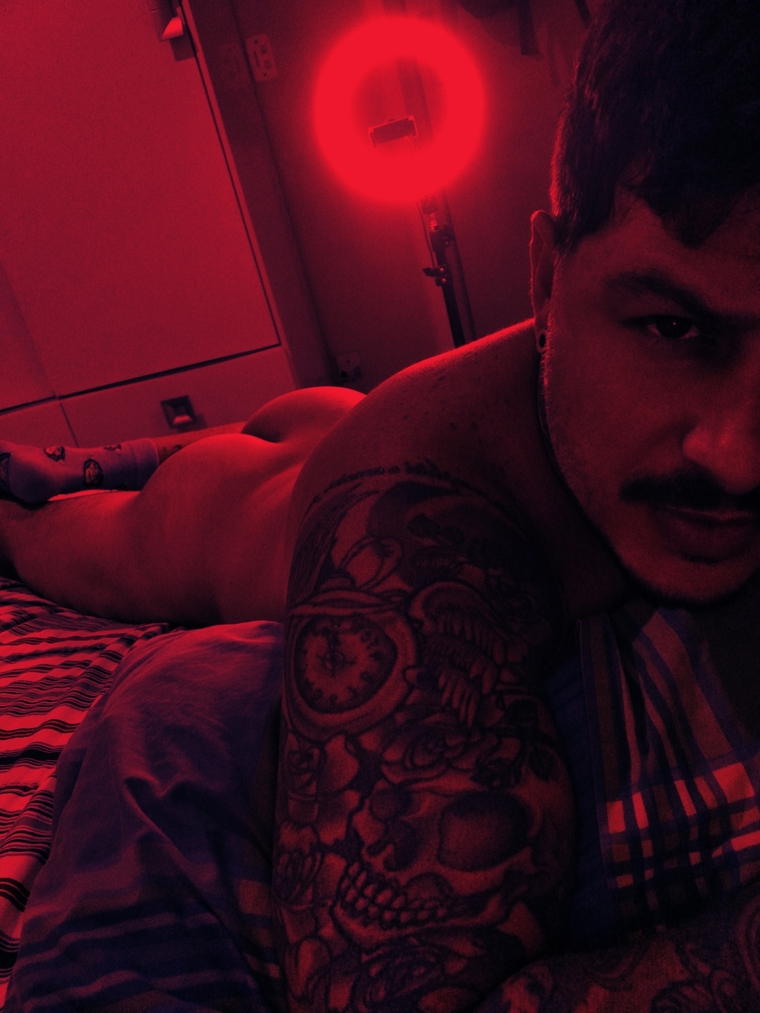 Leonardo Morales cover image