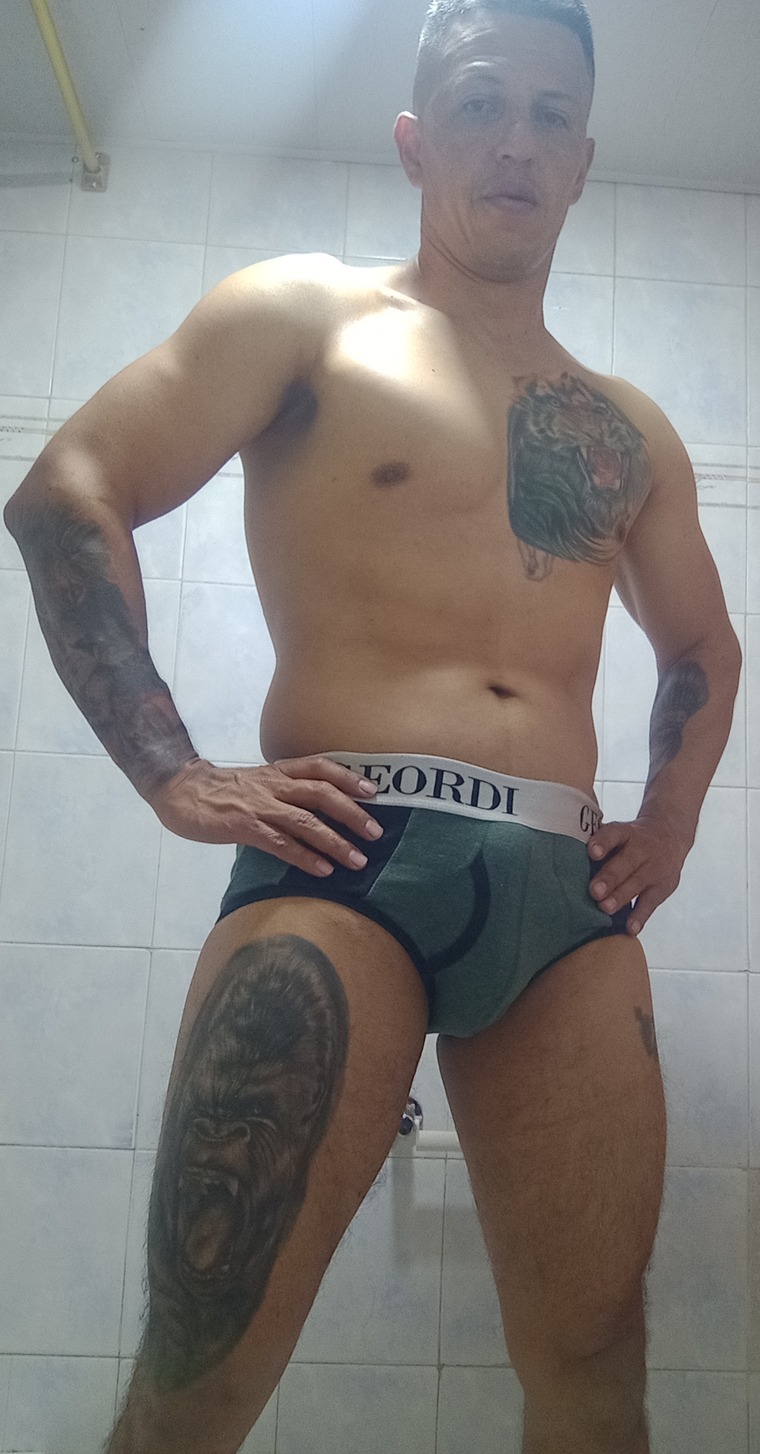 LeonardboyOficial cover image