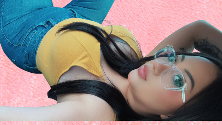 Lesly Castaneda banner image