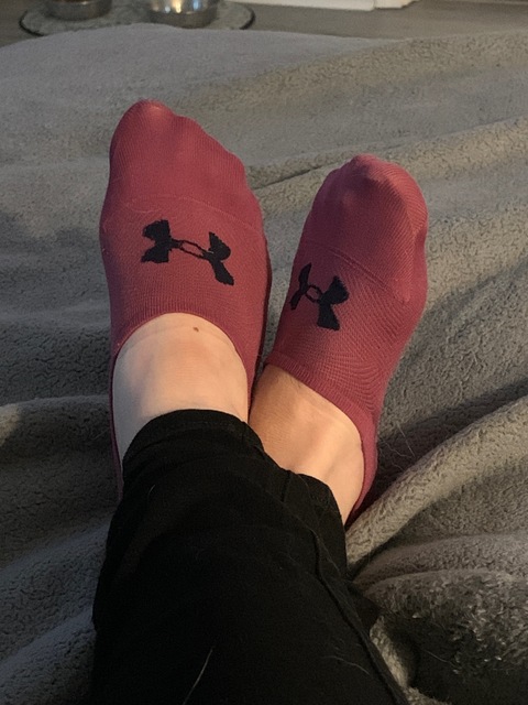 Lesbian feet cover image
