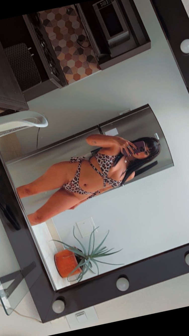 Lhéa Thompson cover image