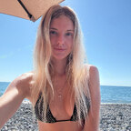 HotLia avatar