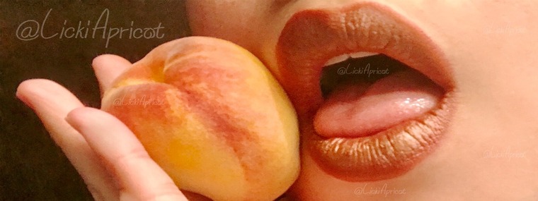 LickiApricot banner image