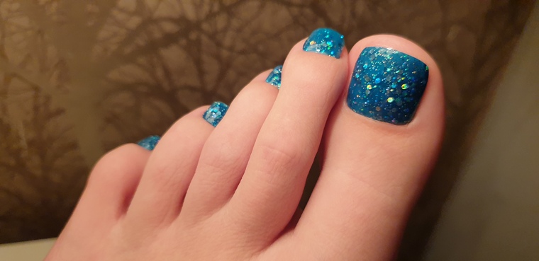 Lickmybigfeet cover image