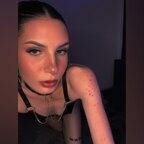 LillyFee🖤 avatar