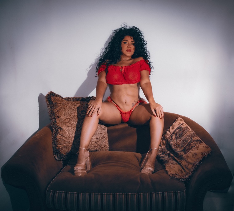lila flores banner image