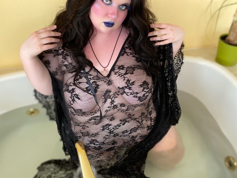 ✨Lila✨NO ADS 🚫 cover image