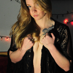 LilFauxfox | Blondie | Cosplay | E-Girl avatar