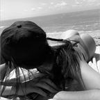 LILLI BELLA avatar