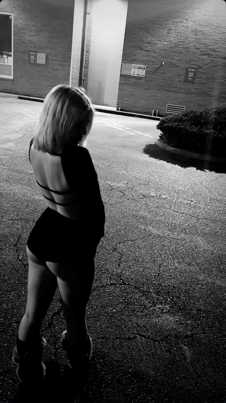 Lilly Dreamz 💋 cover image