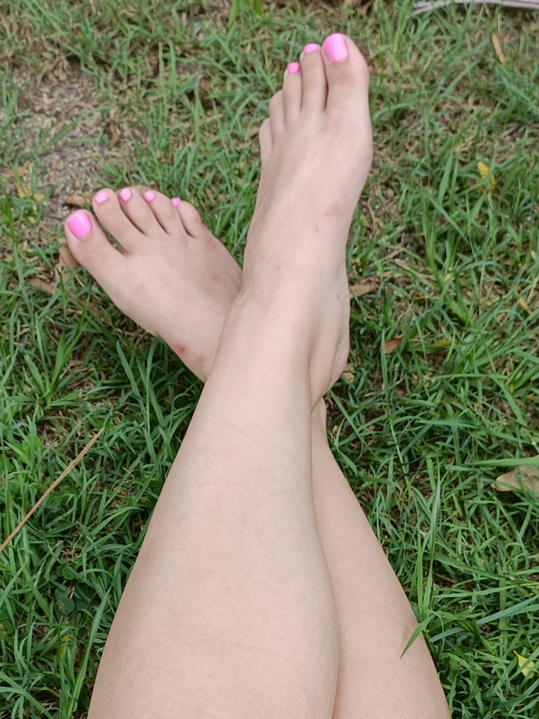 Lilmisspixiefeet cover image