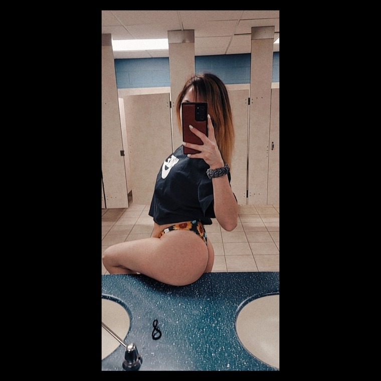 daddysriotxx cover image