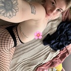 (✿´-‿◕) avatar