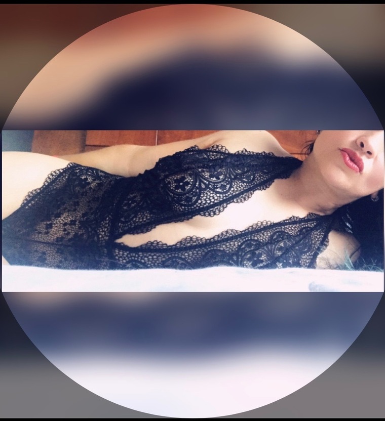 Lili 💋 cover image