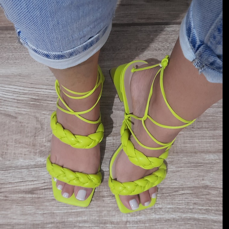 Lina feet cover image