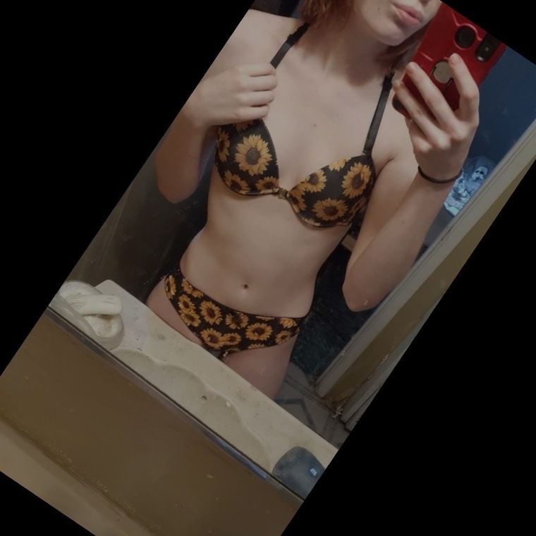 Lingerie Queen cover image