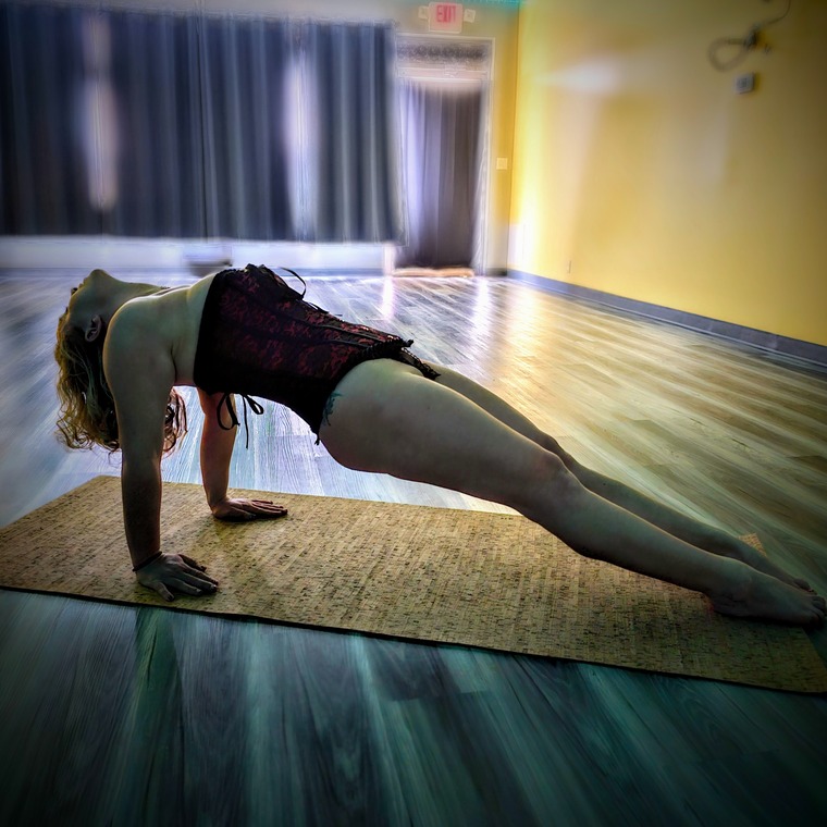 Lingerie Yogi banner image