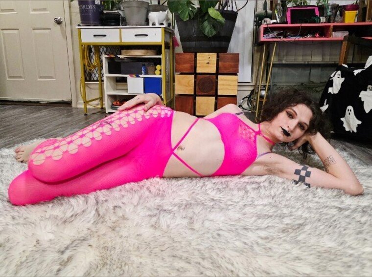 Cassi Rhodes banner image