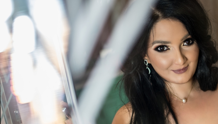 Lisa Reynolds banner image