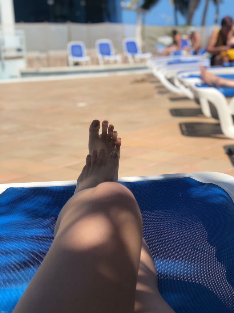 Littel Feets cover image