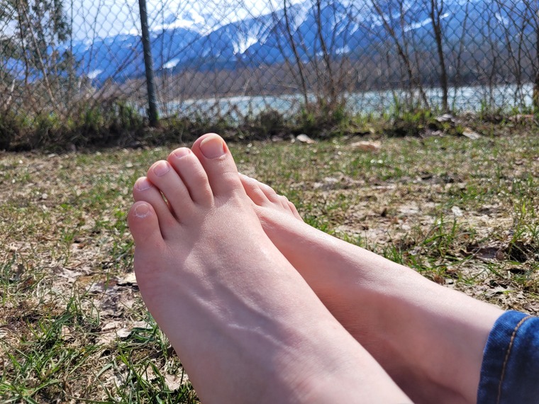 Little Miss Diddy Feet cover image