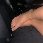 Hourglass Figured Girl with Little Feet🥰 avatar