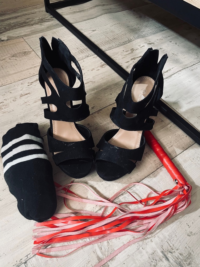 Littlegoddess Feet cover image