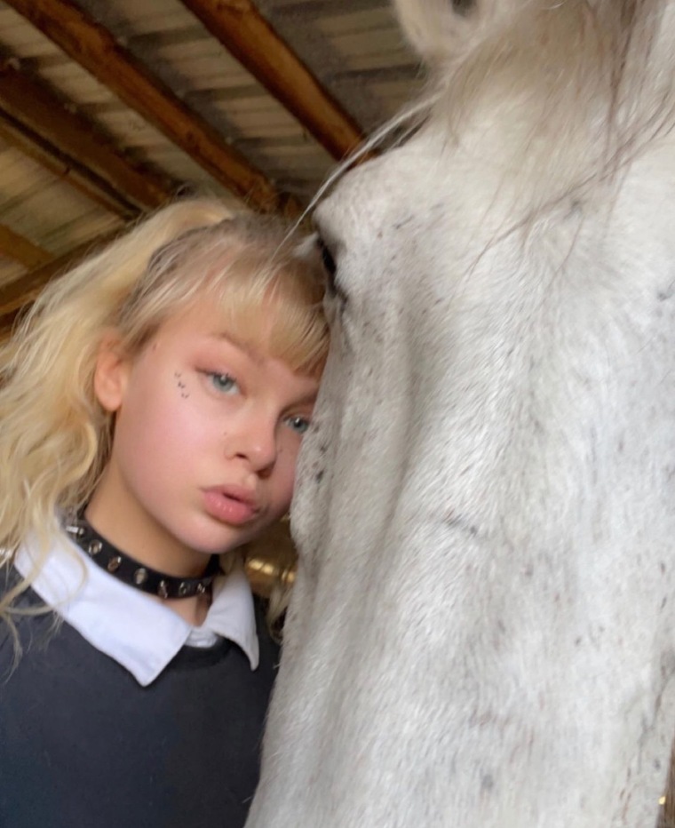 LittlestBunnyxxx banner image