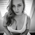LizzieLoveee avatar