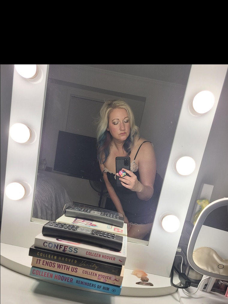 Lizzy Stephenz cover image