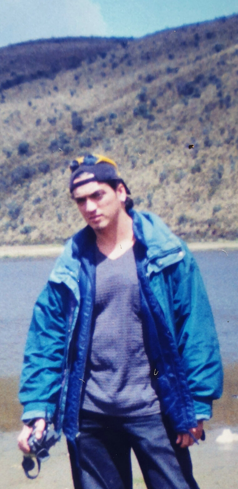 VINICI VELIZ banner image
