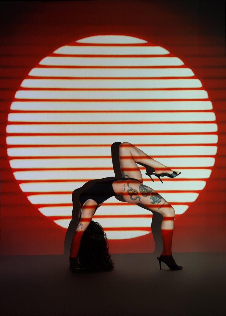 Lola cover image