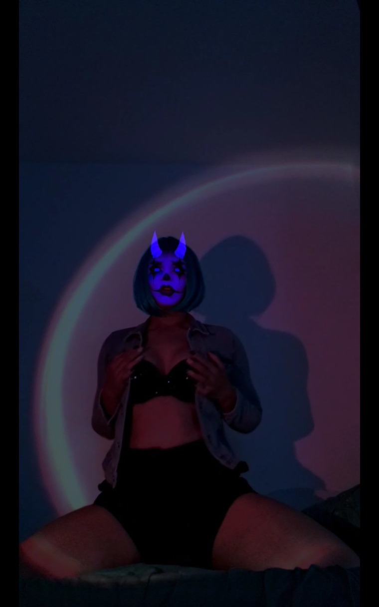Lola banner image