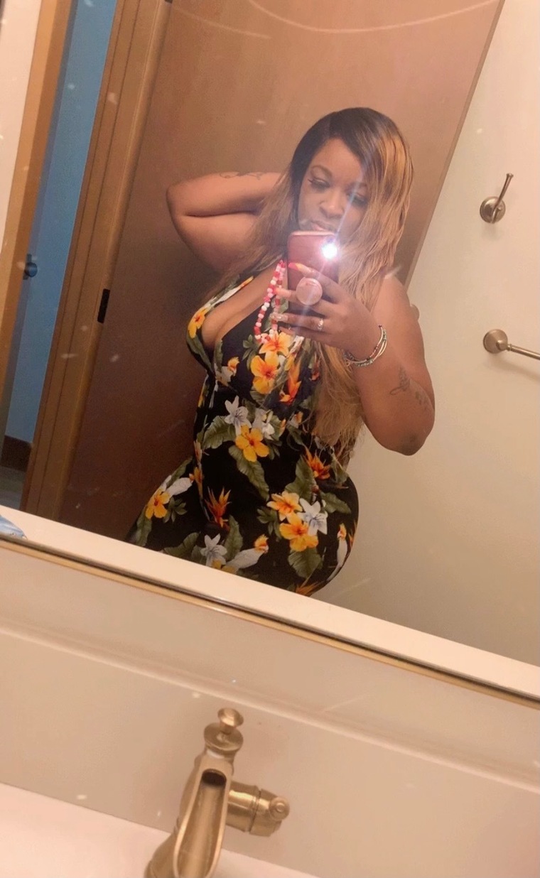 Lola cover image